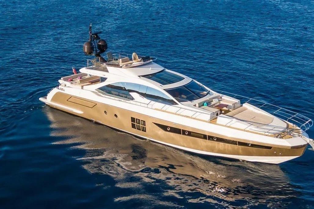 Azimut 77S