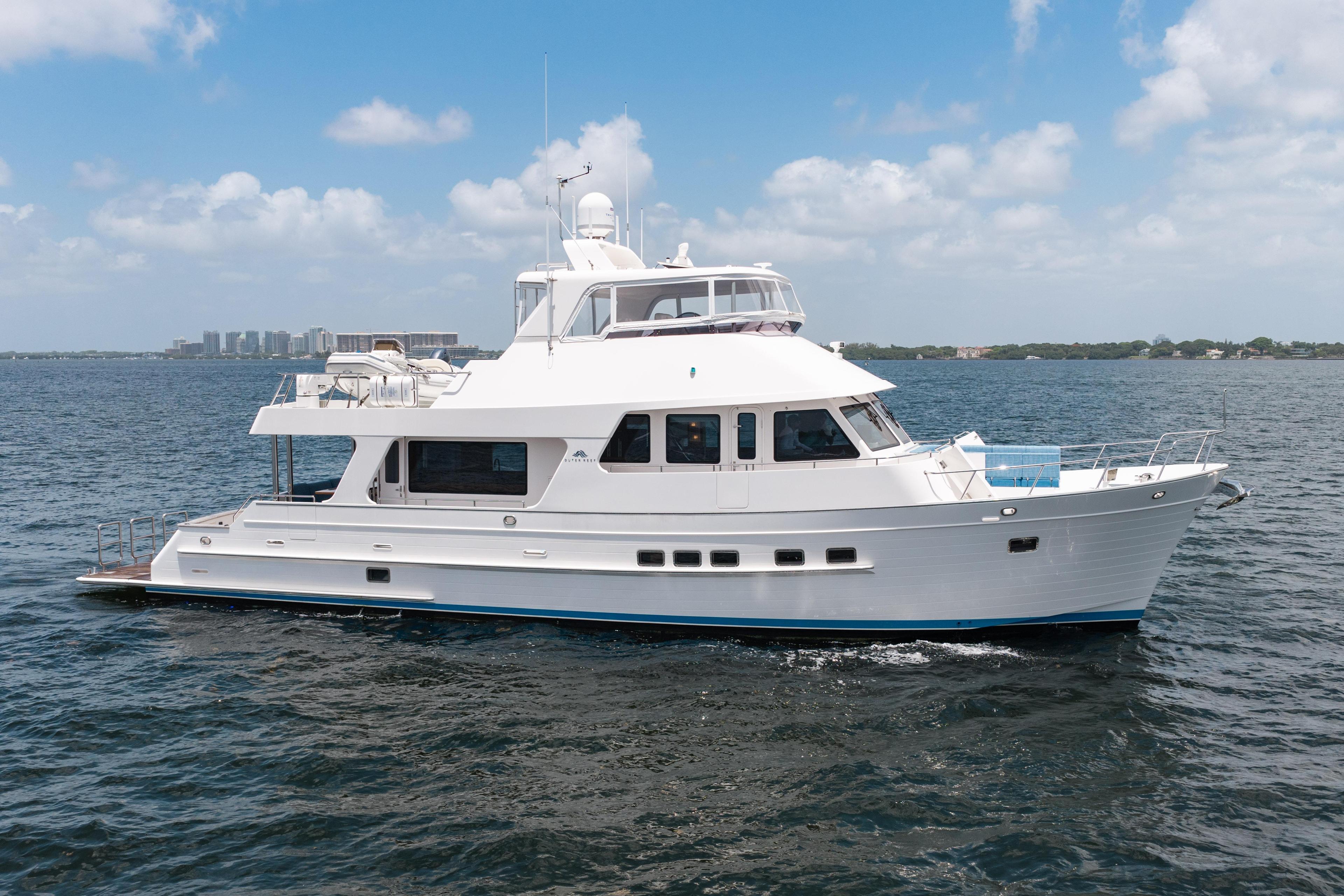 Outer Reef 670 Azure Sport Motoryacht