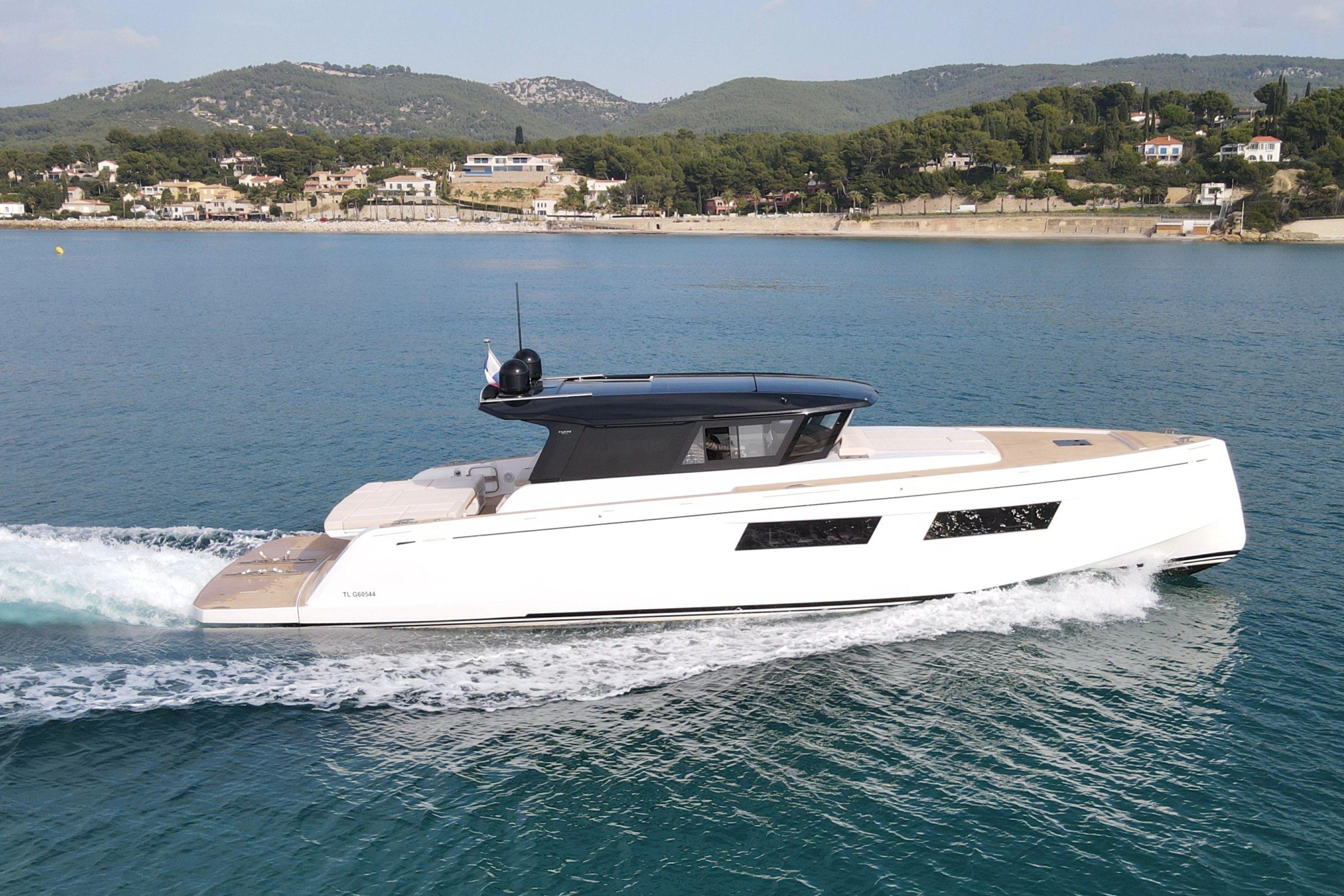 Grand Soleil GT 52