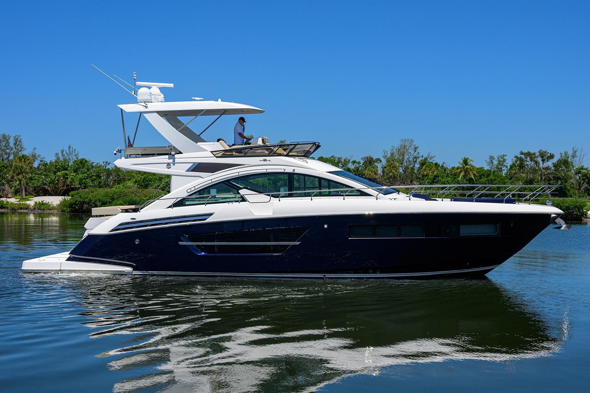 Cruisers Yachts 60 Fly for sale