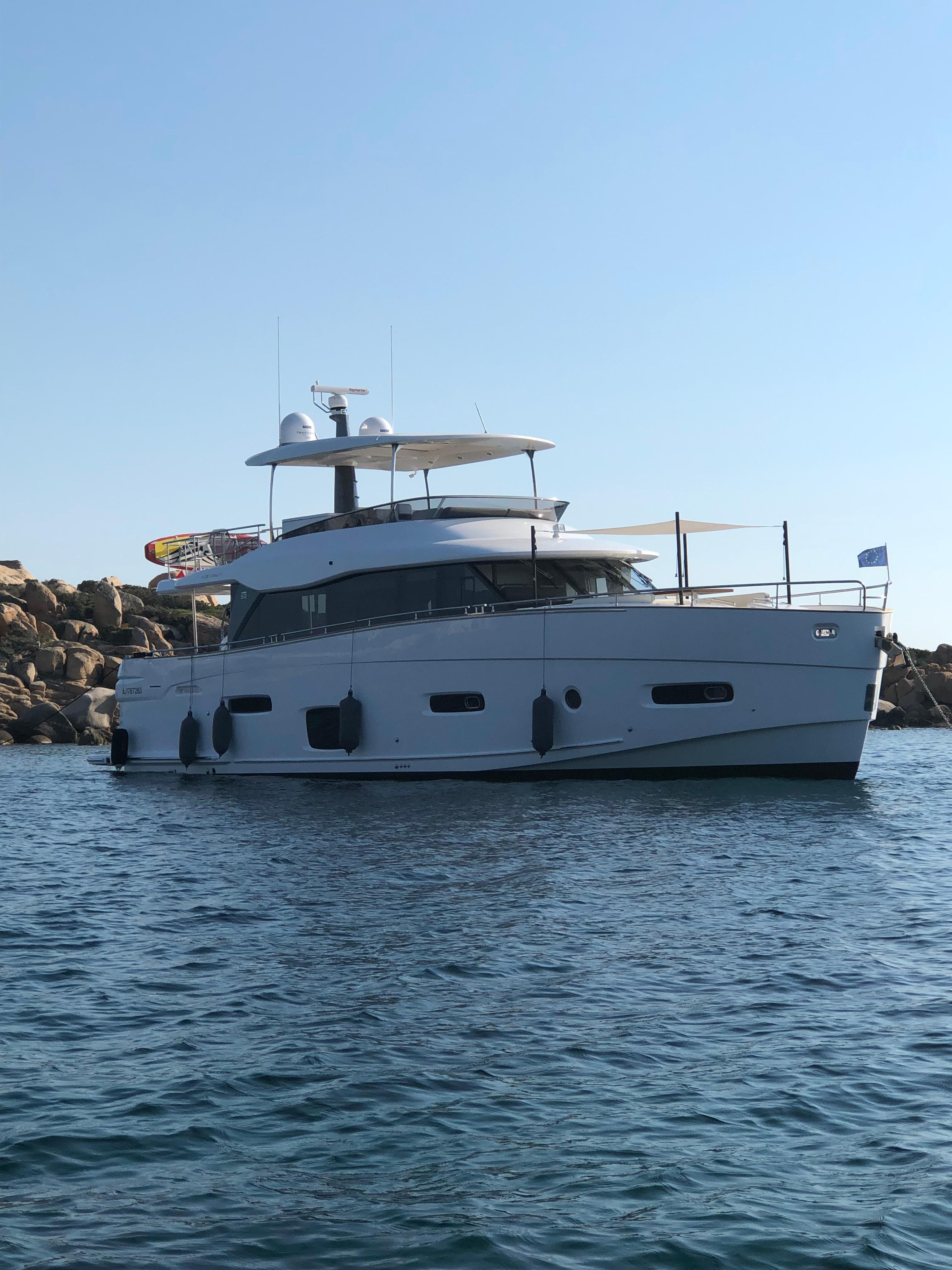 Azimut Magellano 66 for sale
