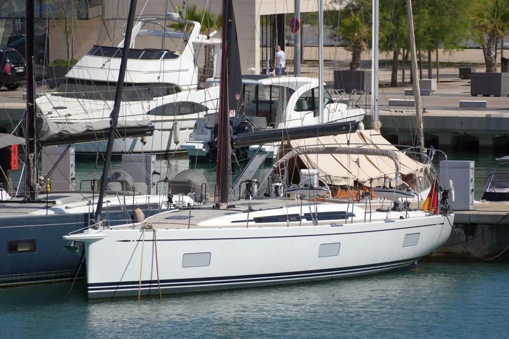Nautor Swan 55