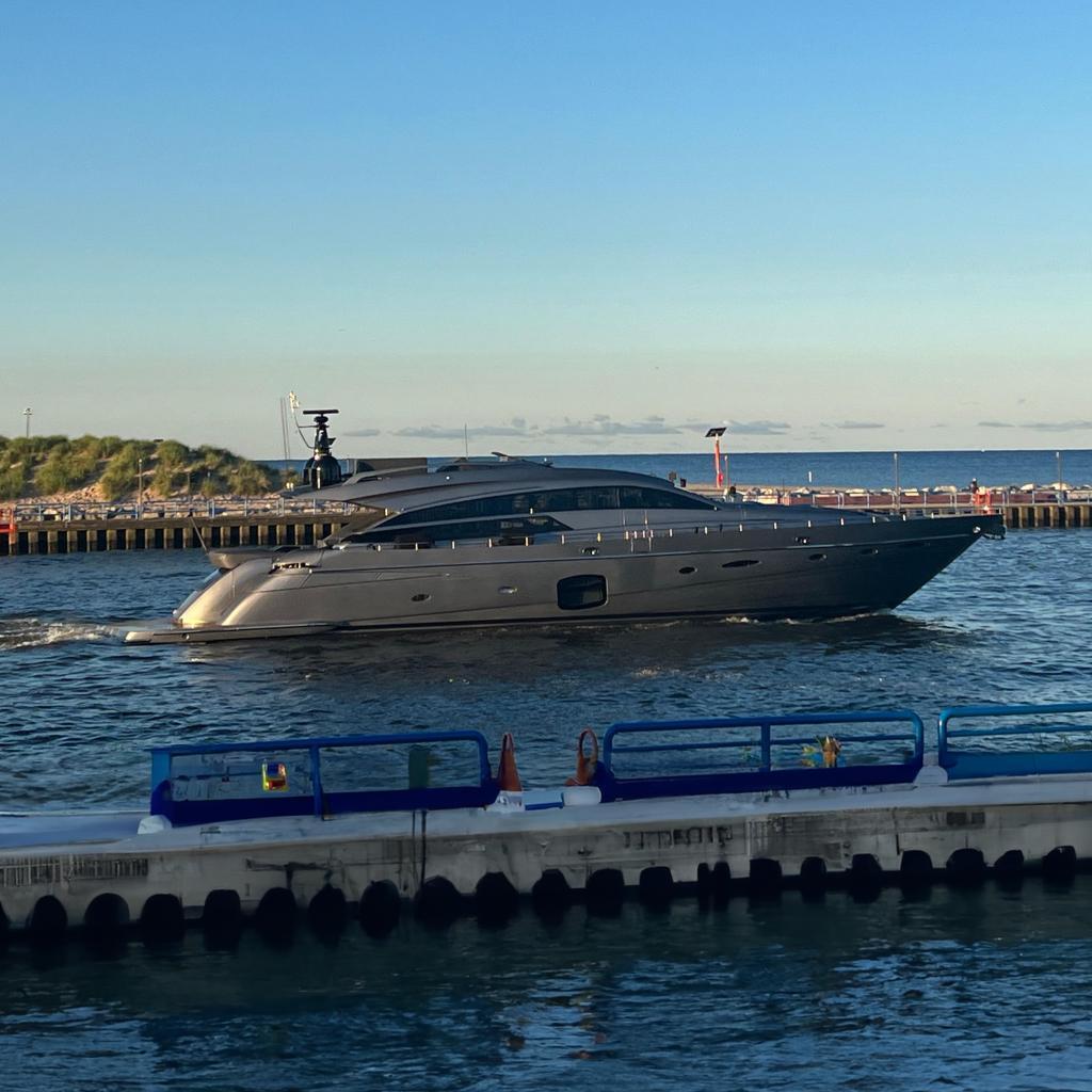 Pershing 92 for sale