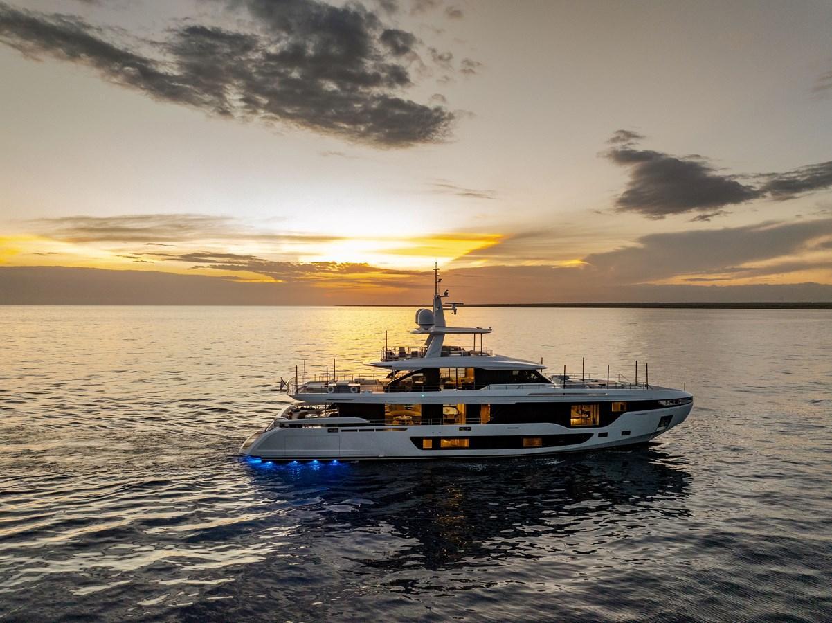Azimut Grande 36M