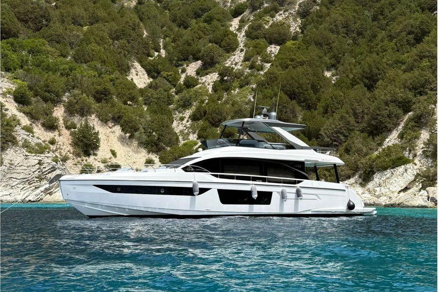 Azimut 68 for sale