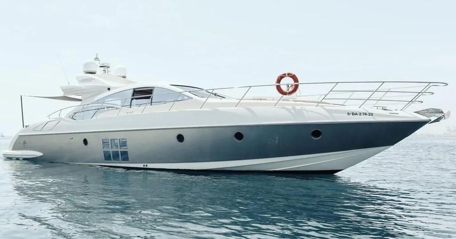 Azimut 68S