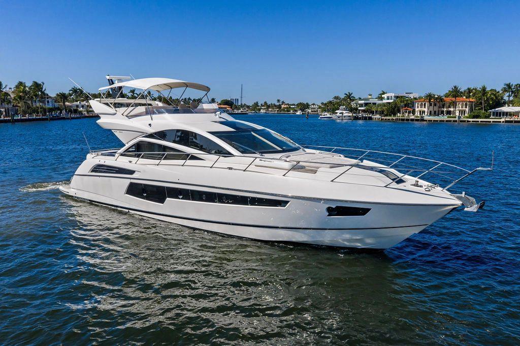 Sunseeker Sport Yacht 68 for sale