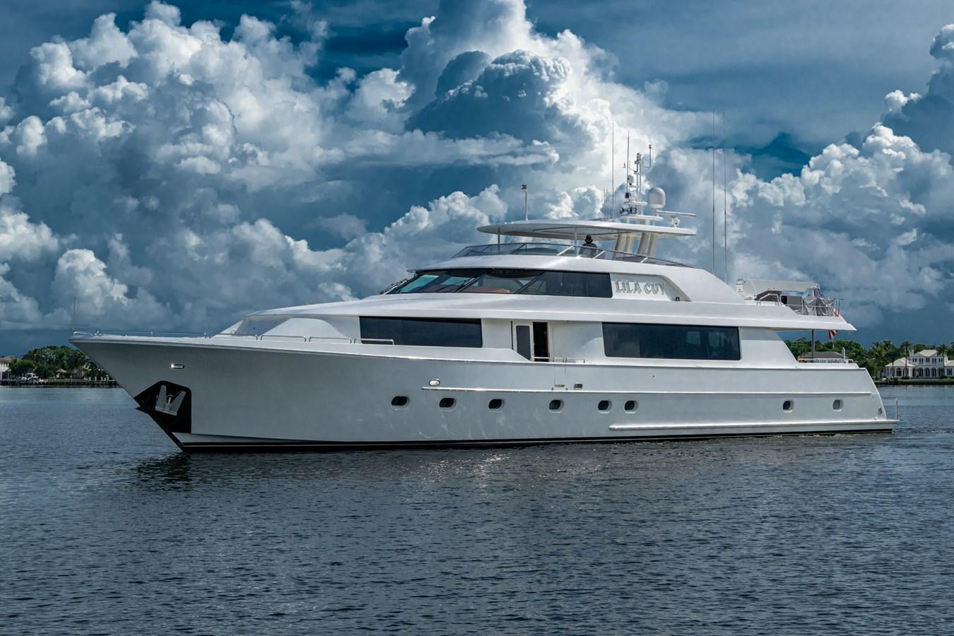 Westport Mega Yacht