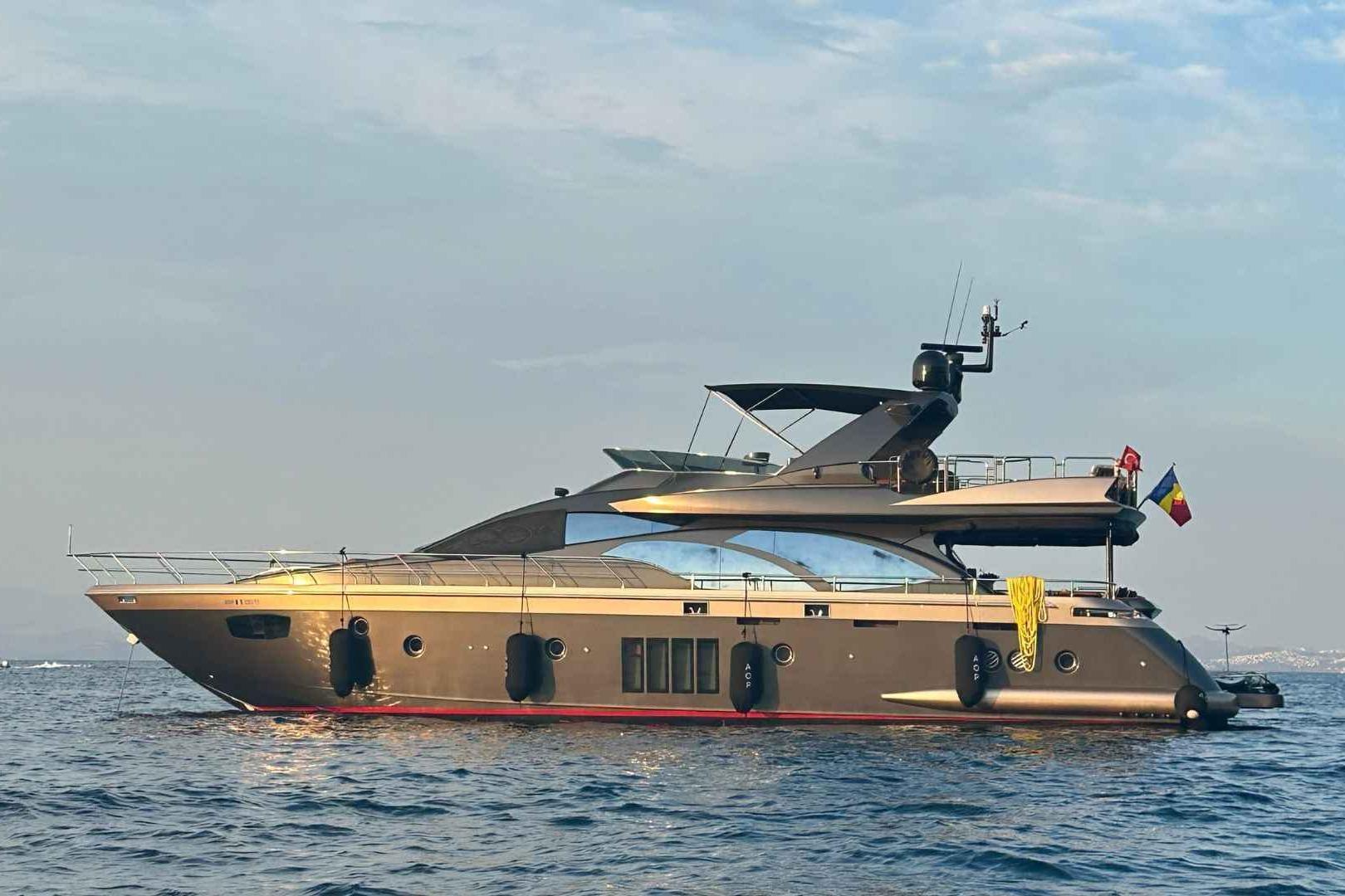 Azimut 78 Flybridge for sale
