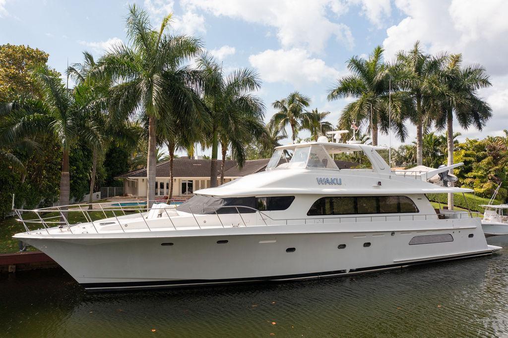Cheoy Lee 84 Bravo Flybridge