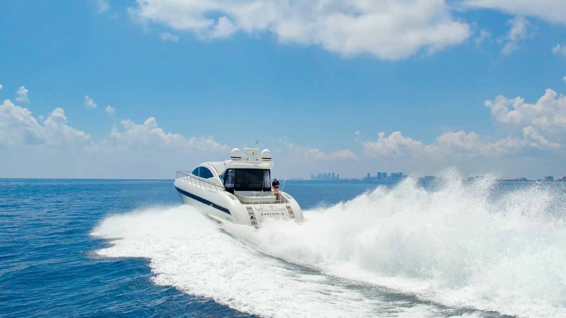 Mangusta 72