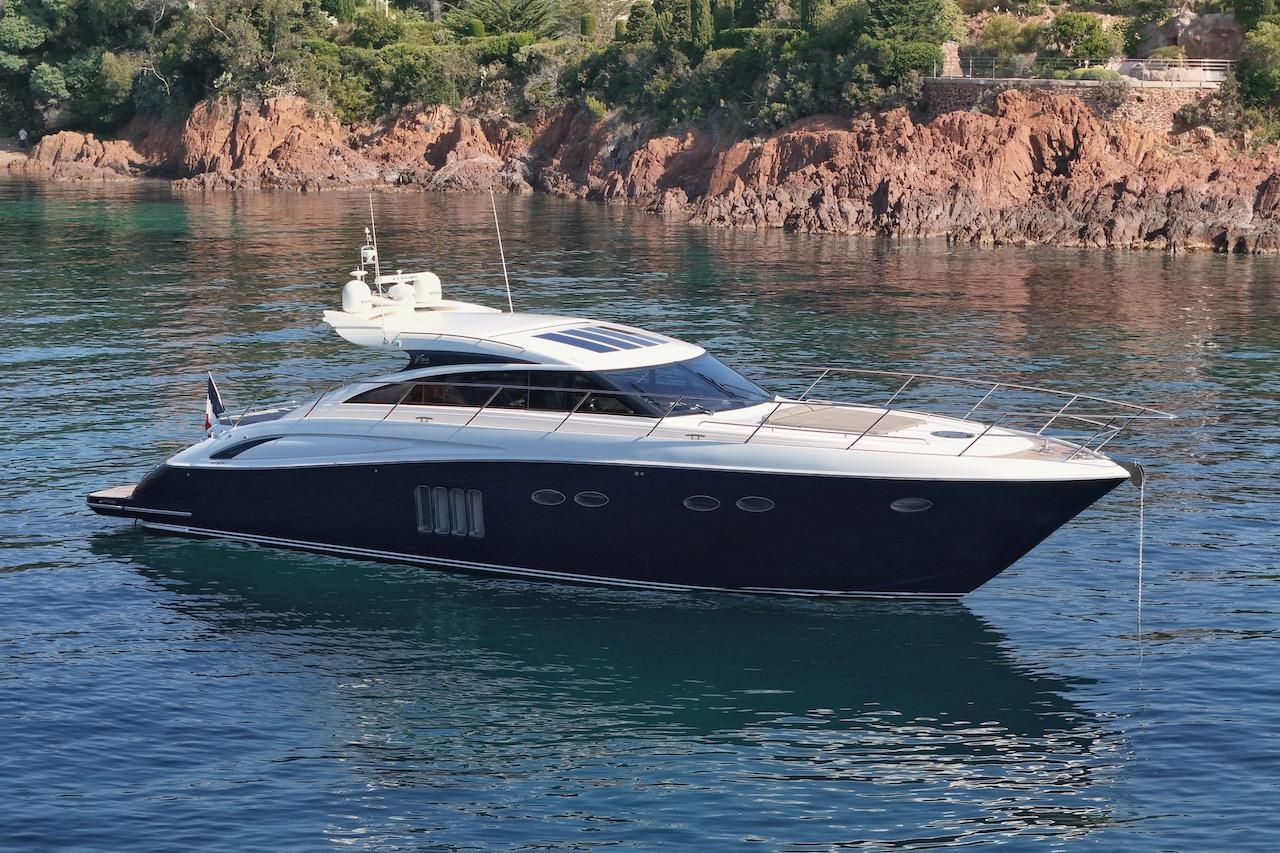 Princess V62