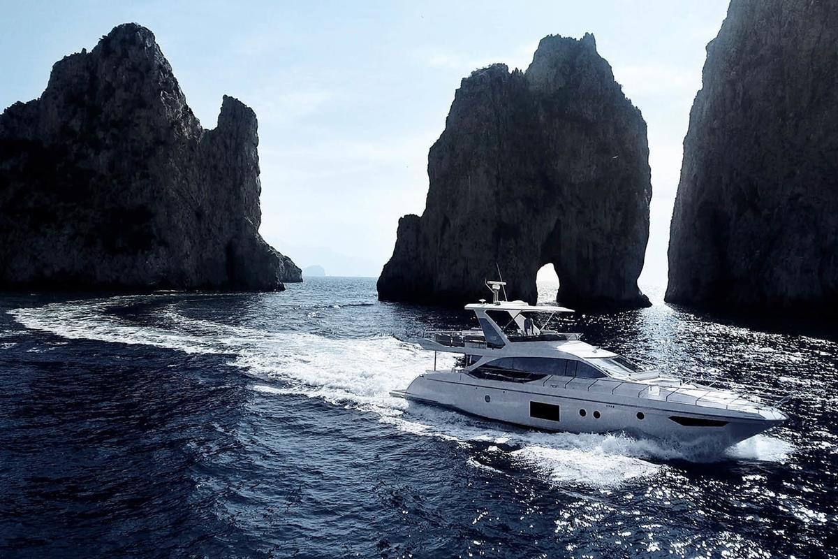 Azimut 66