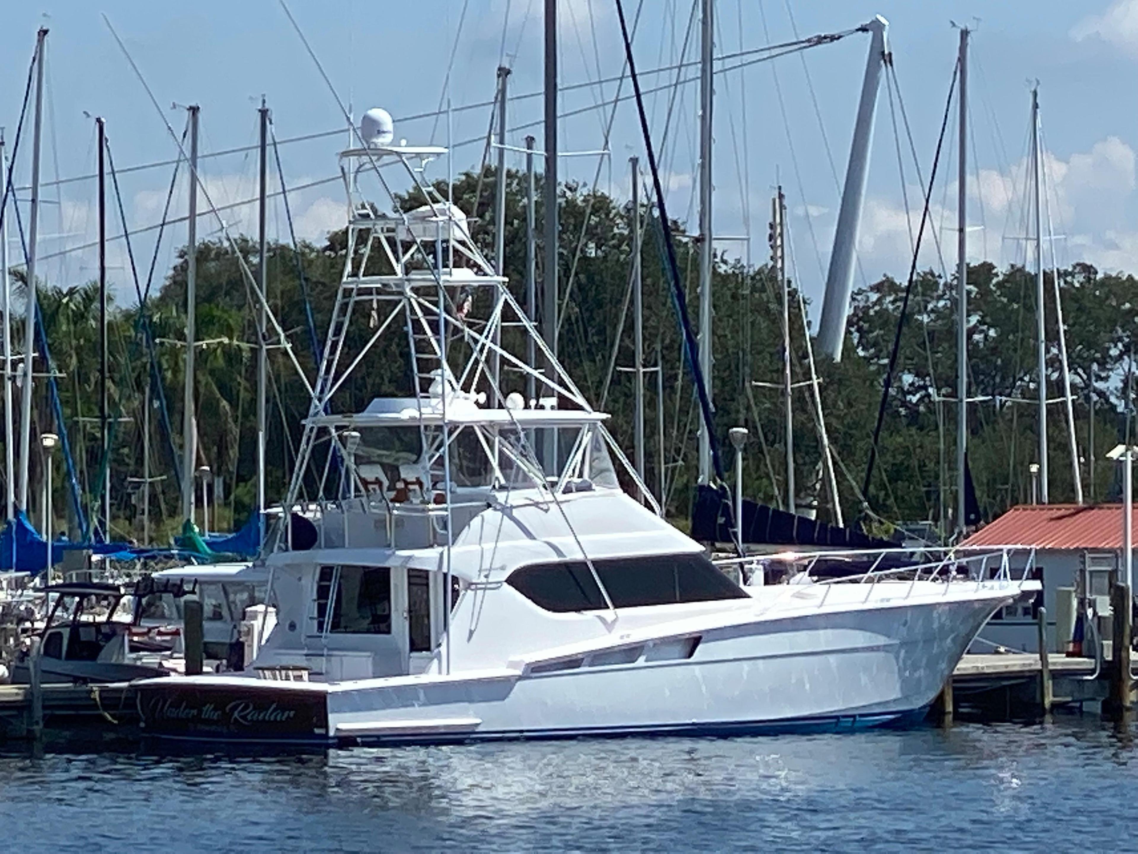 Hatteras 60 Convertible