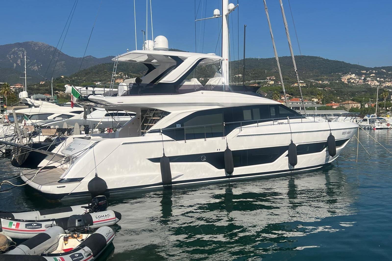 Ferretti 670