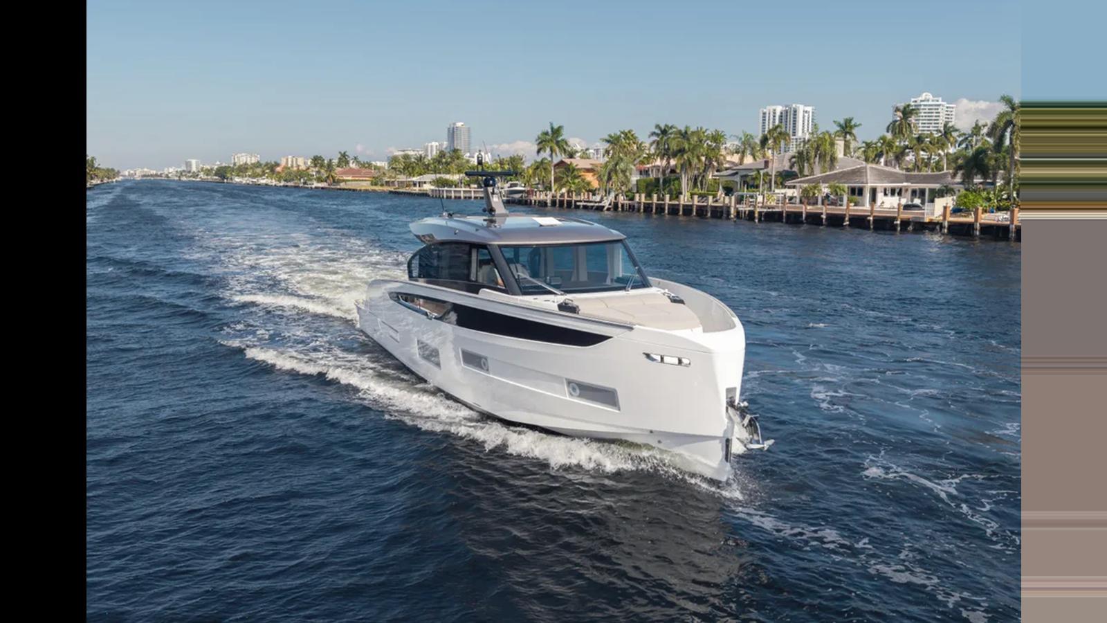 Azimut Seadeck 6