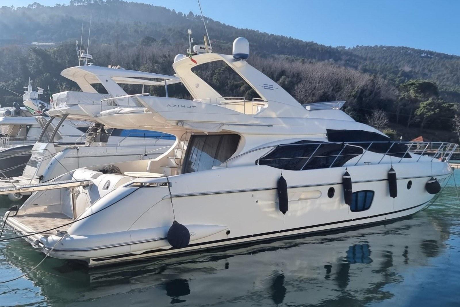 Azimut 62