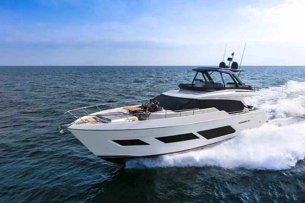 Ferretti 720