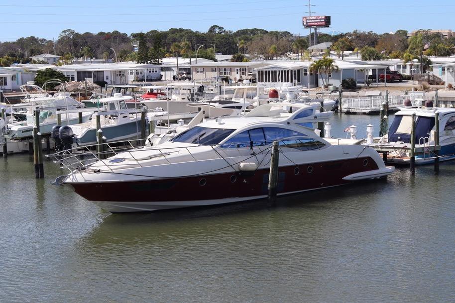 Azimut 62S