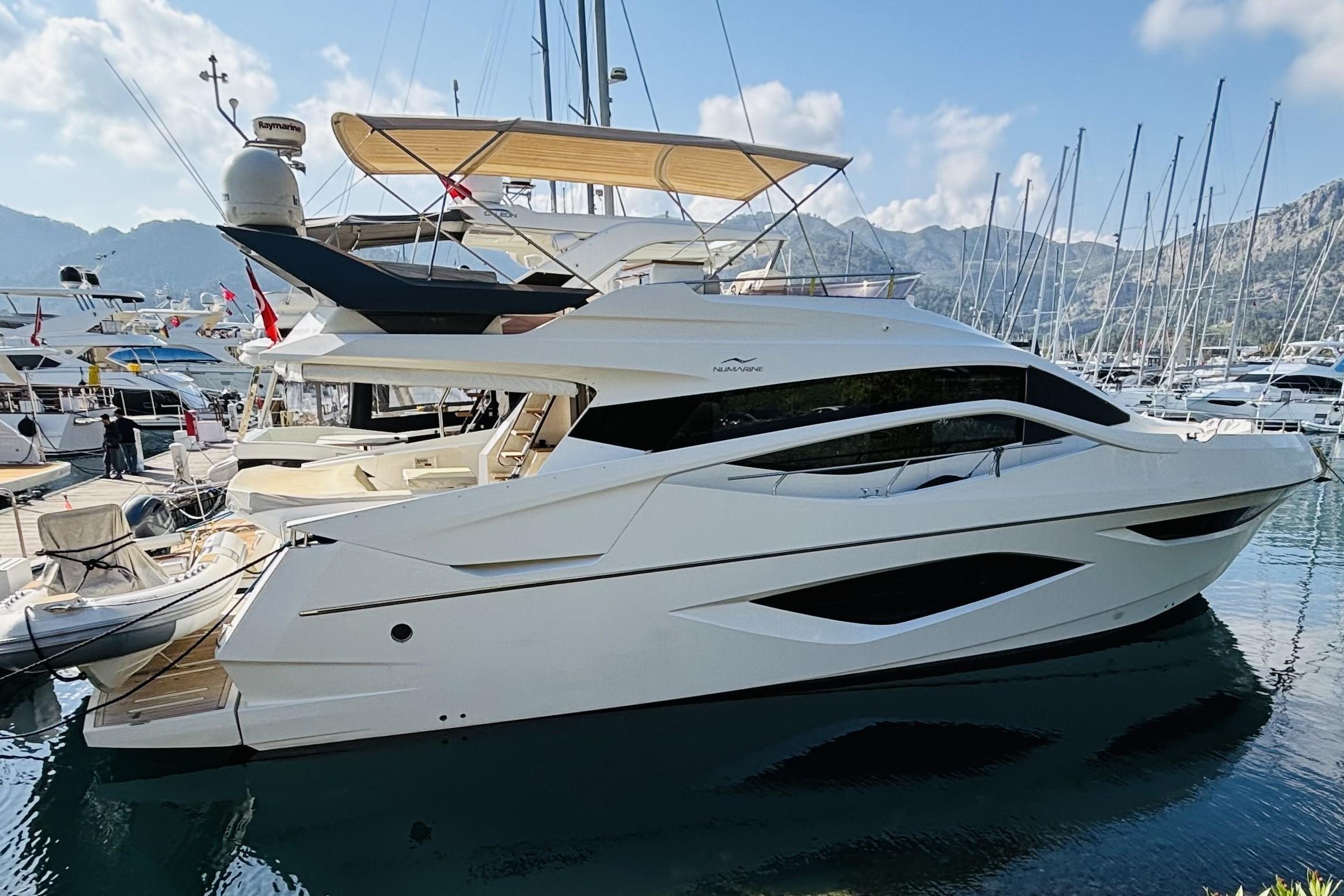 Numarine 62 FLY for sale