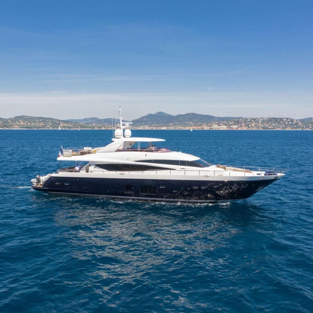 Princess 98 Flybridge Motor Yacht