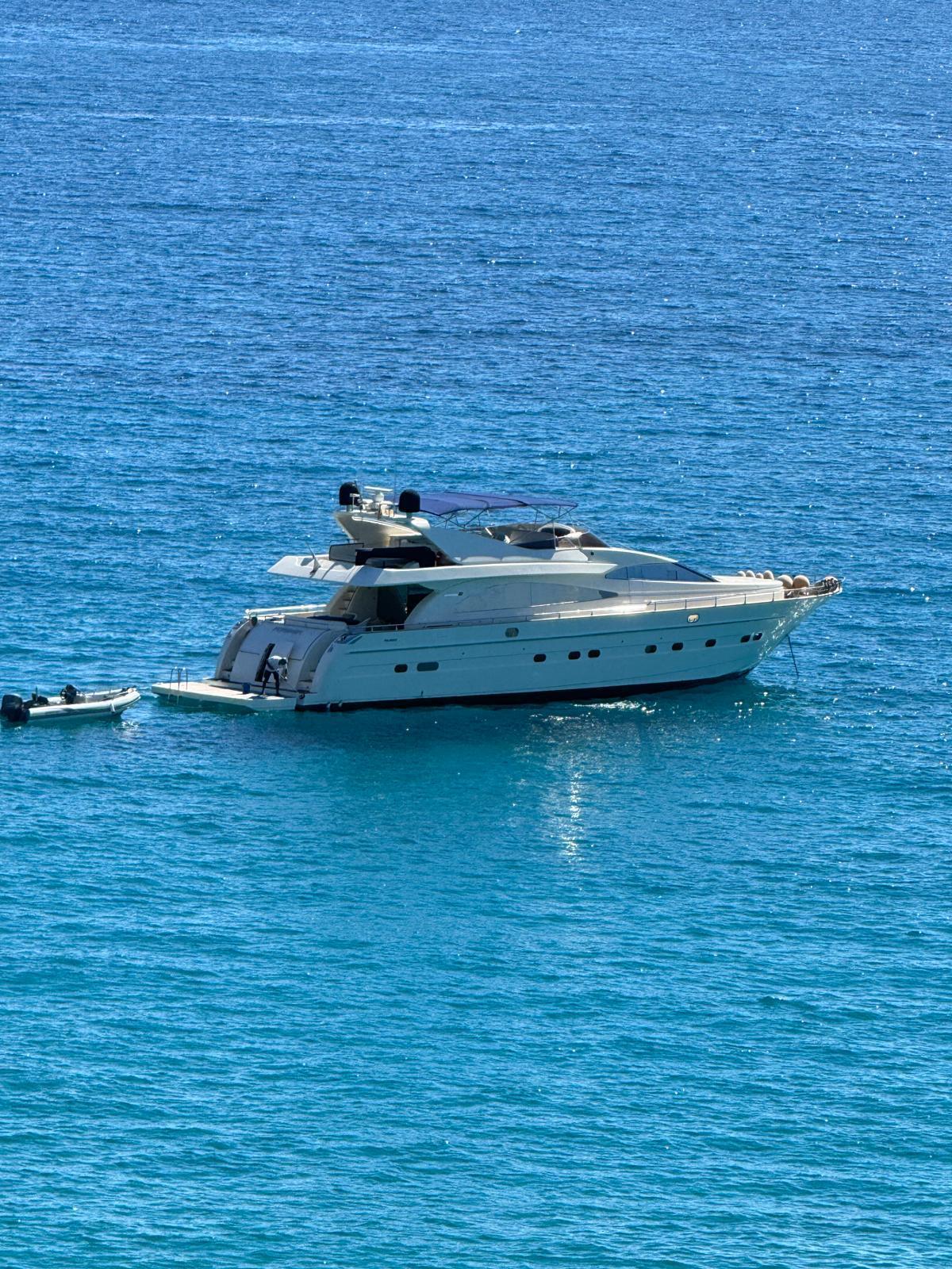Astondoa 82