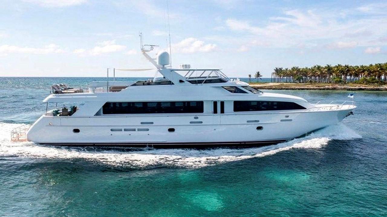 Hatteras 100 Raised Pilothouse