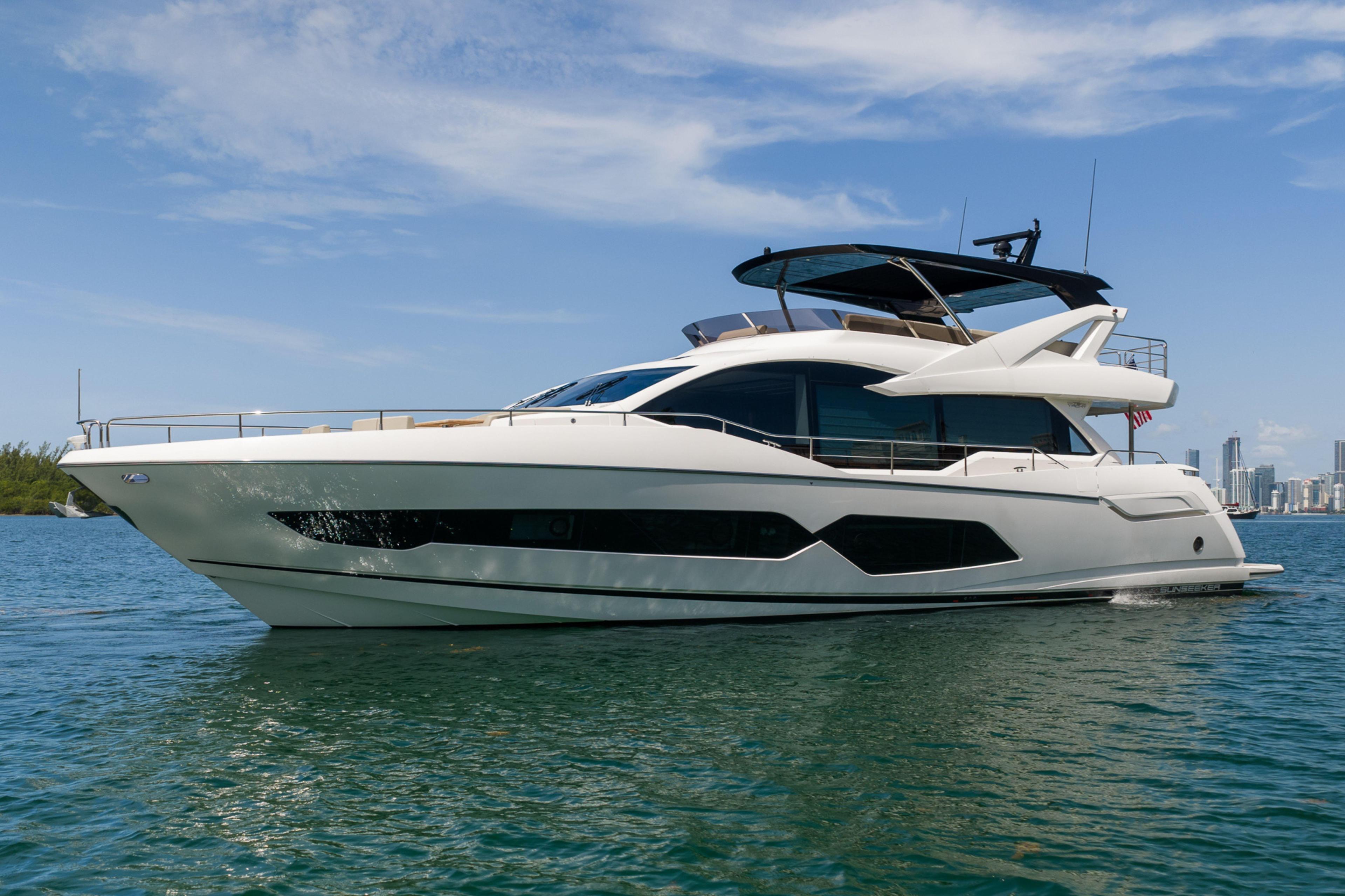 Sunseeker 76 Yacht