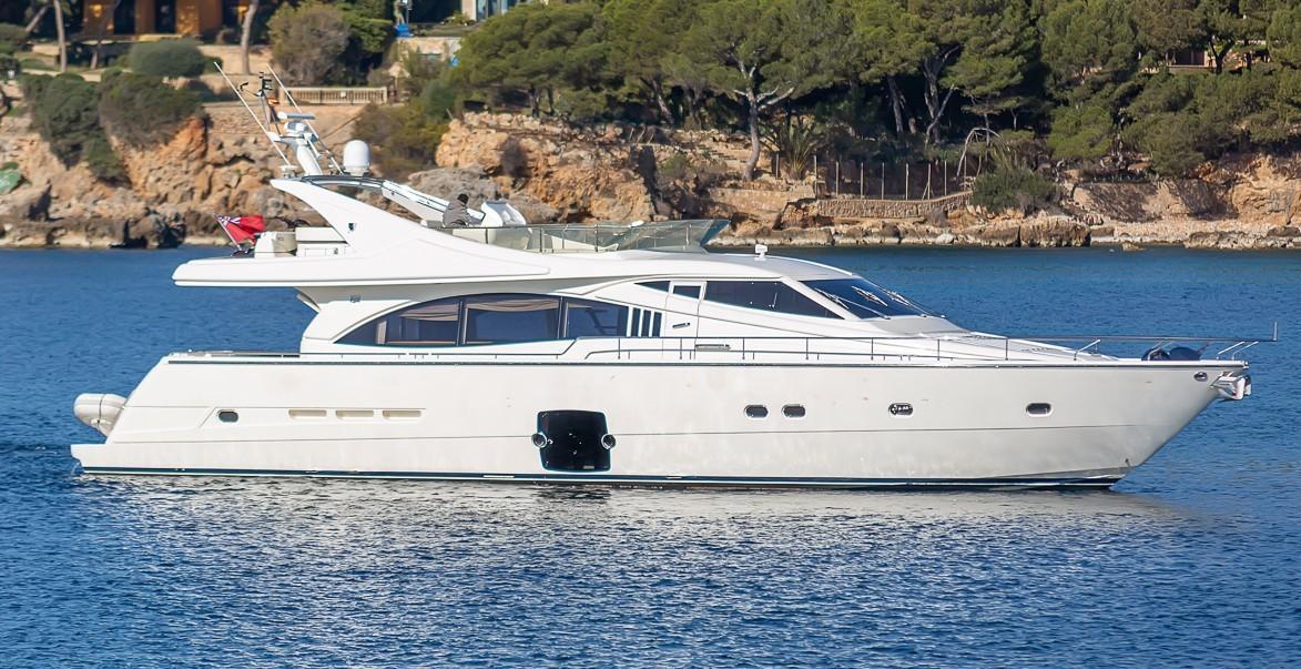 Ferretti 731