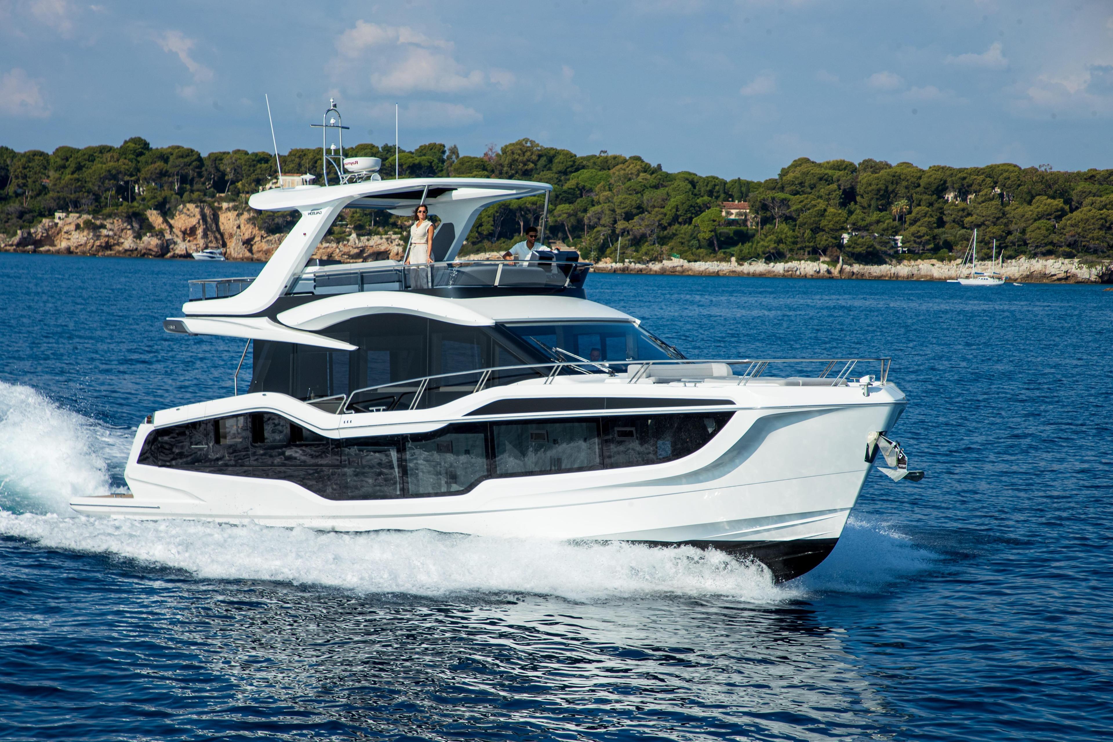 Galeon 560 Fly