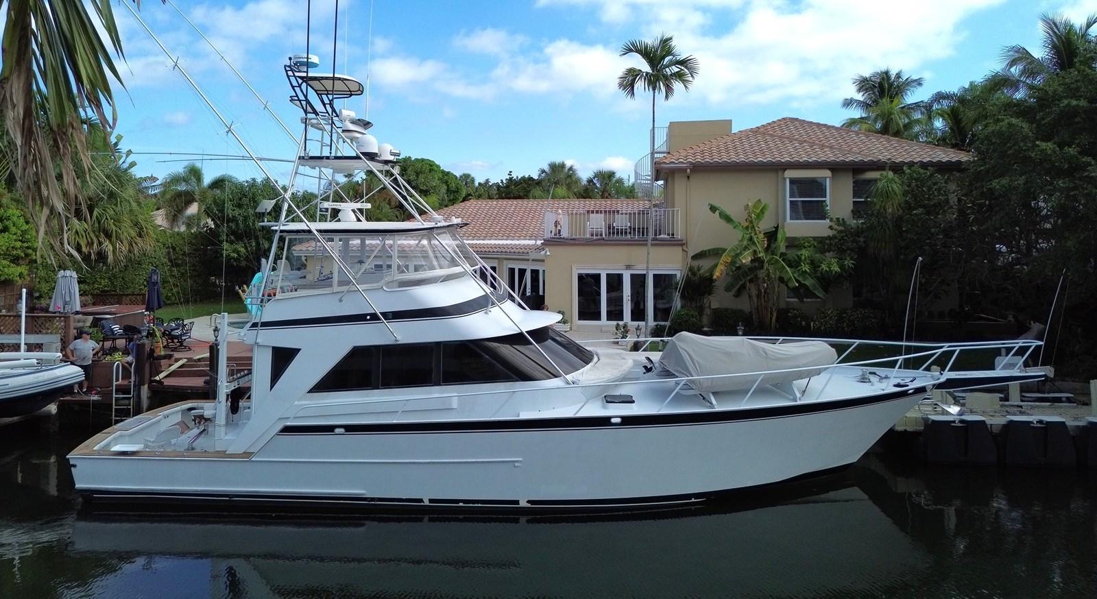 Striker Convertible Sport Fisher