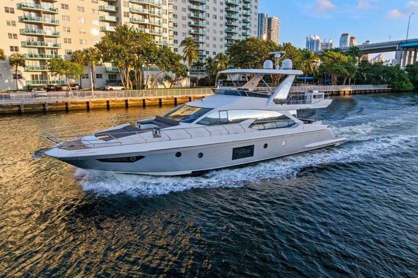Azimut 66