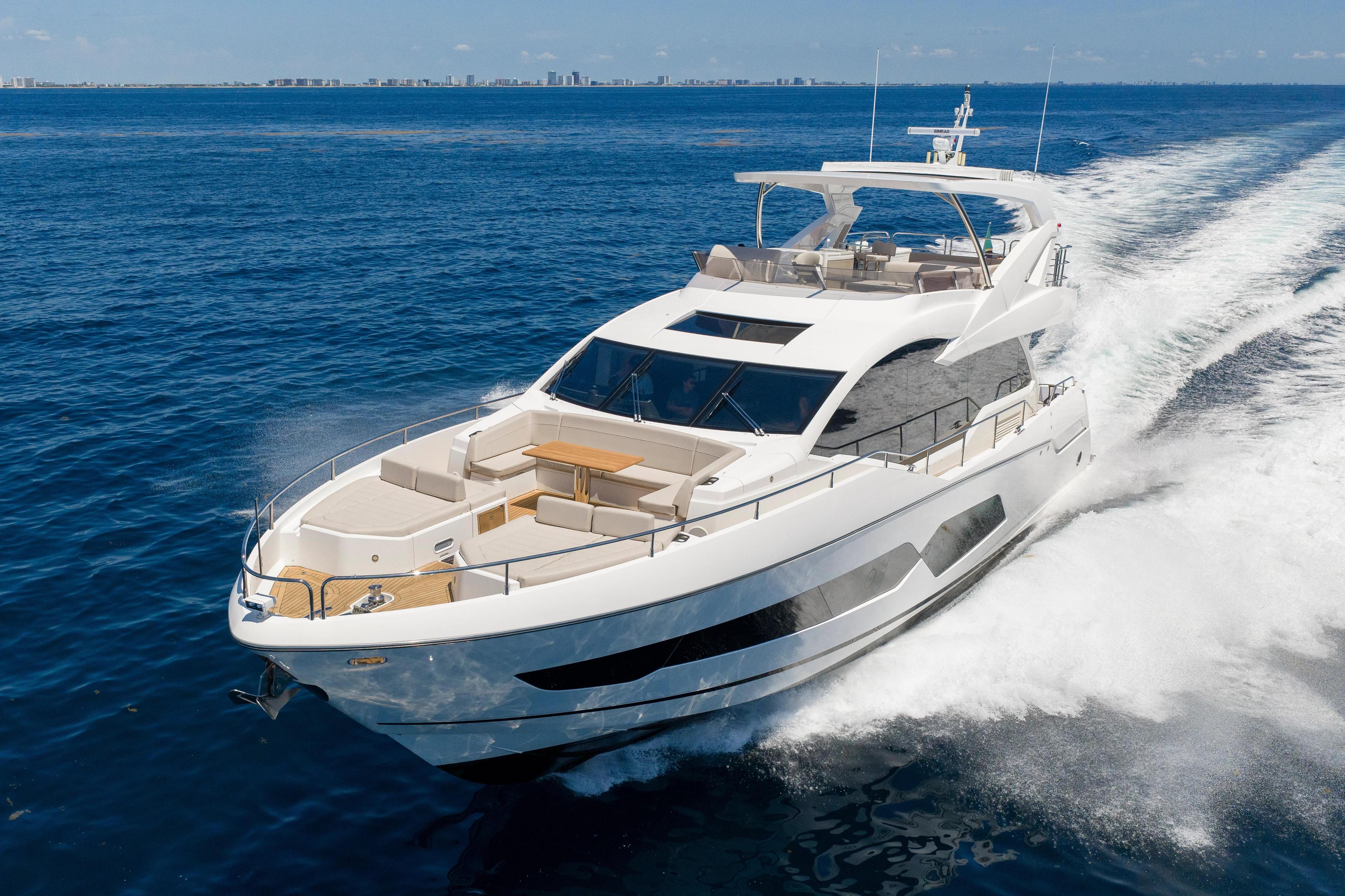Sunseeker 76 Yacht