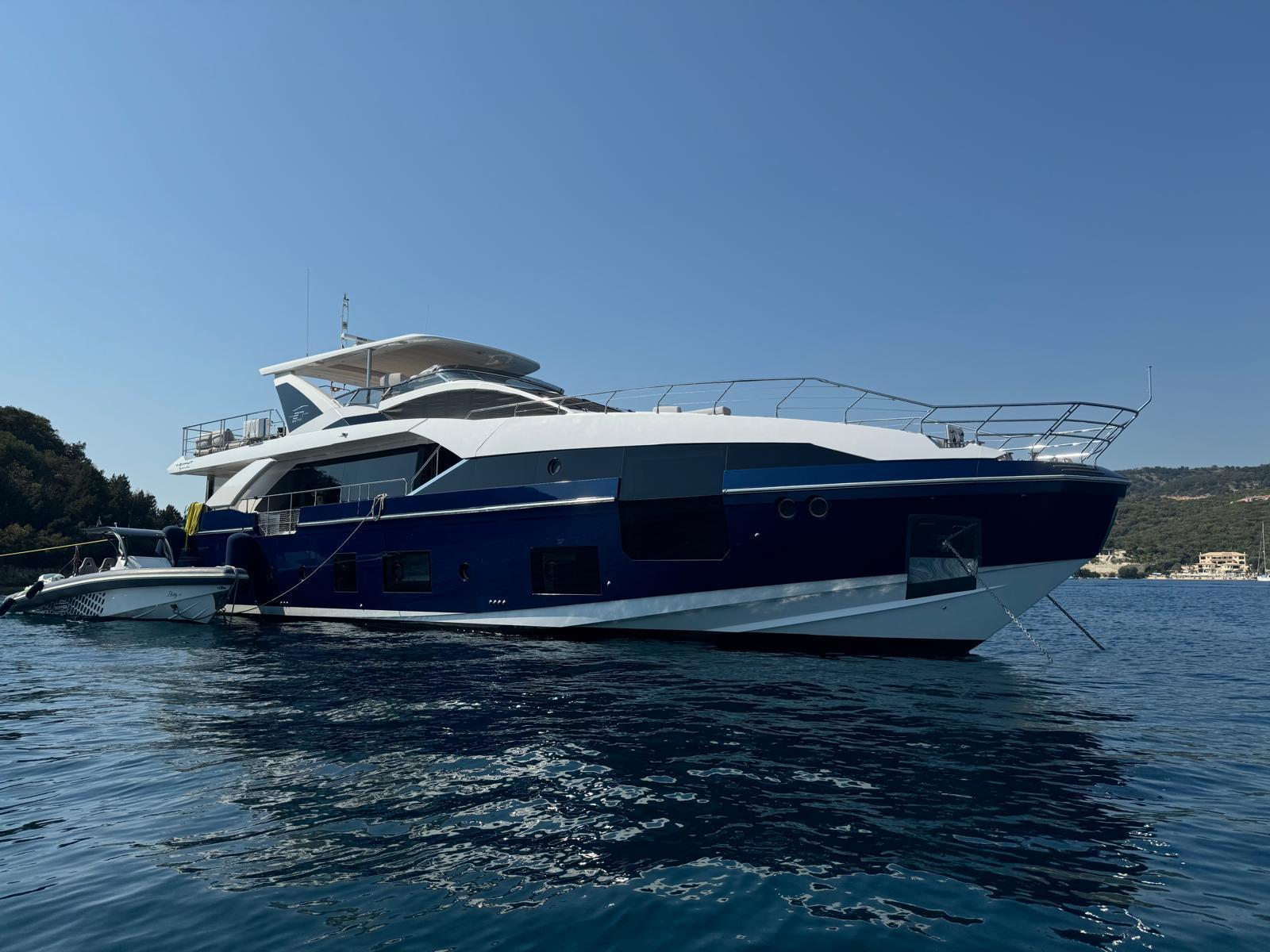 Azimut Grande 27 Metri