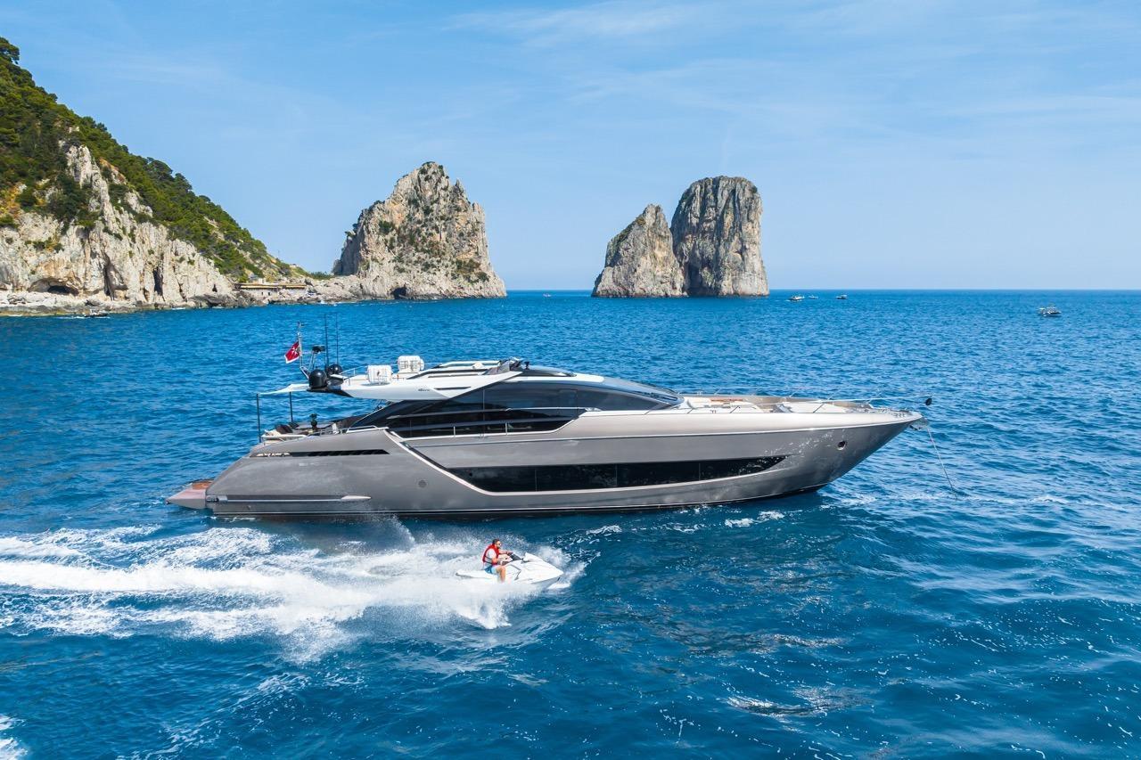 Riva 88' Folgore for sale