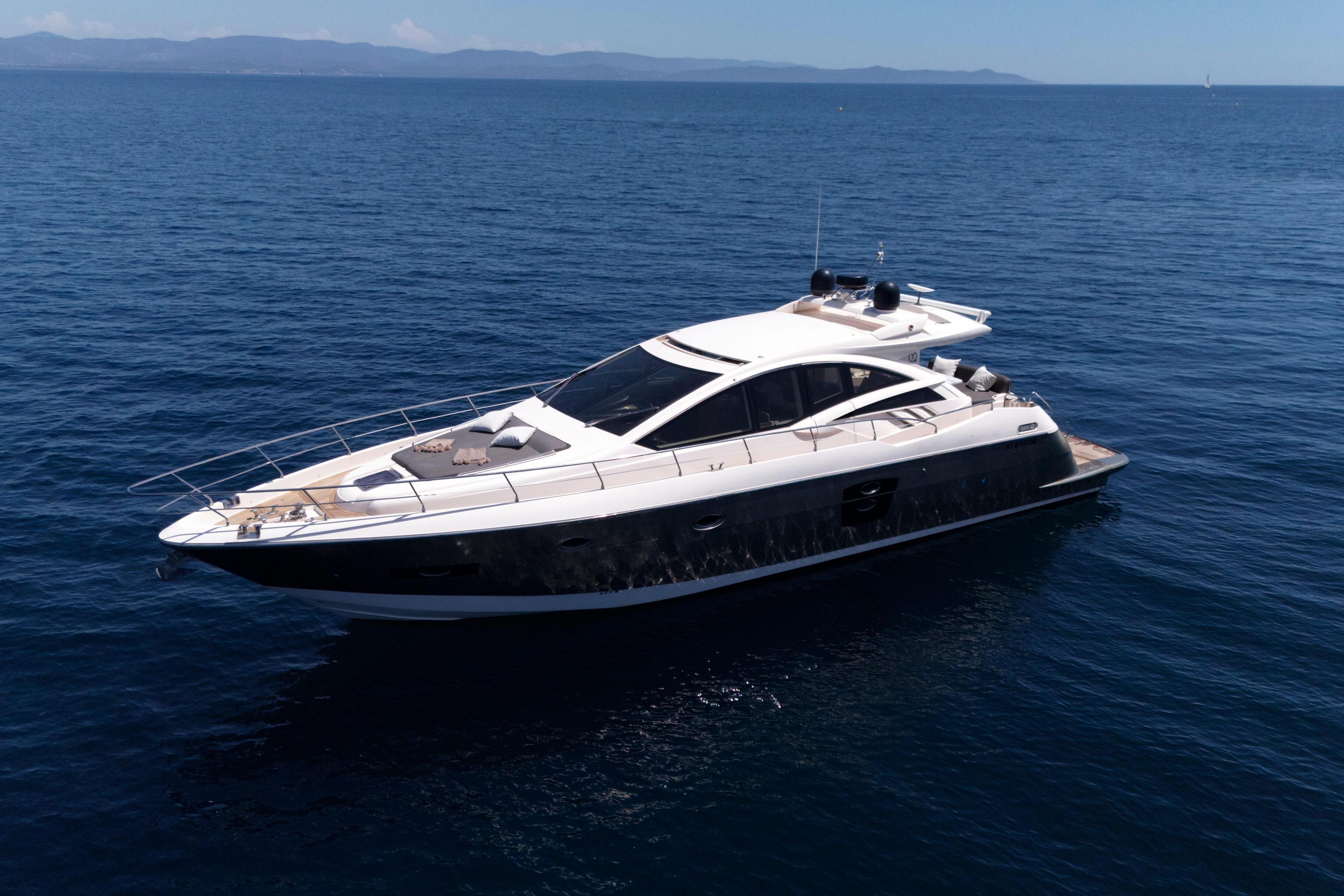 Queens Yachts 62