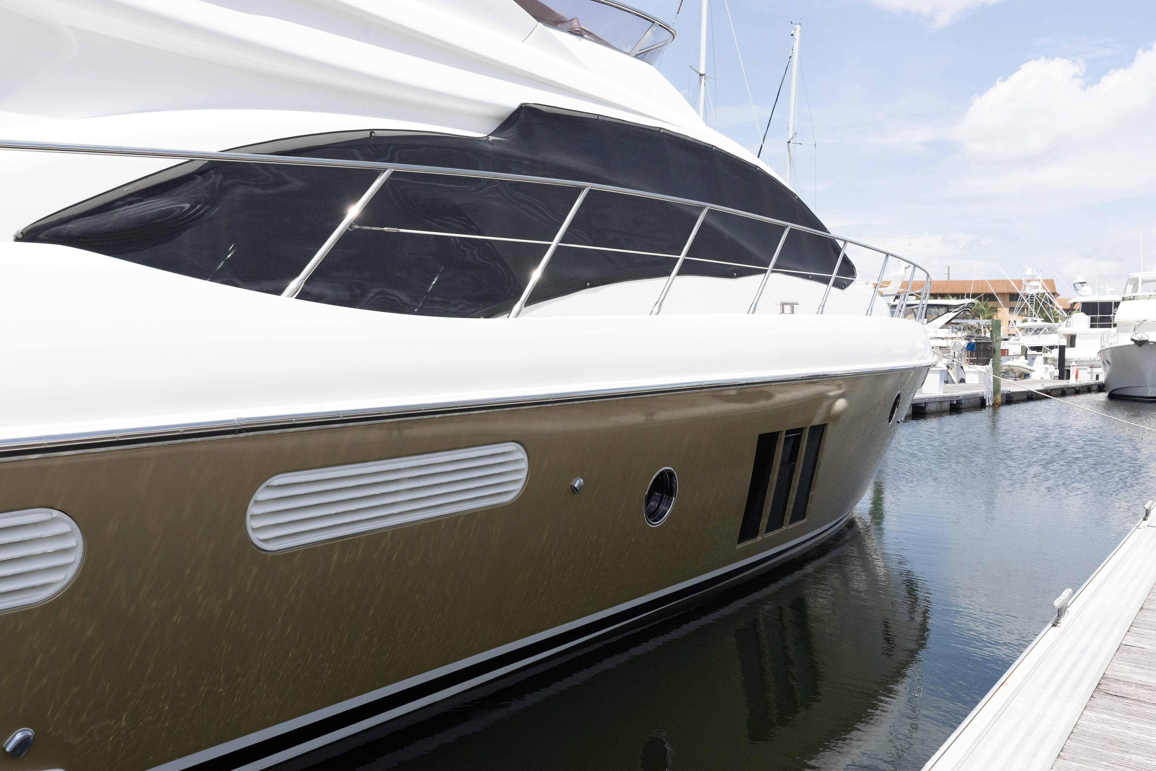 Azimut 60 for sale