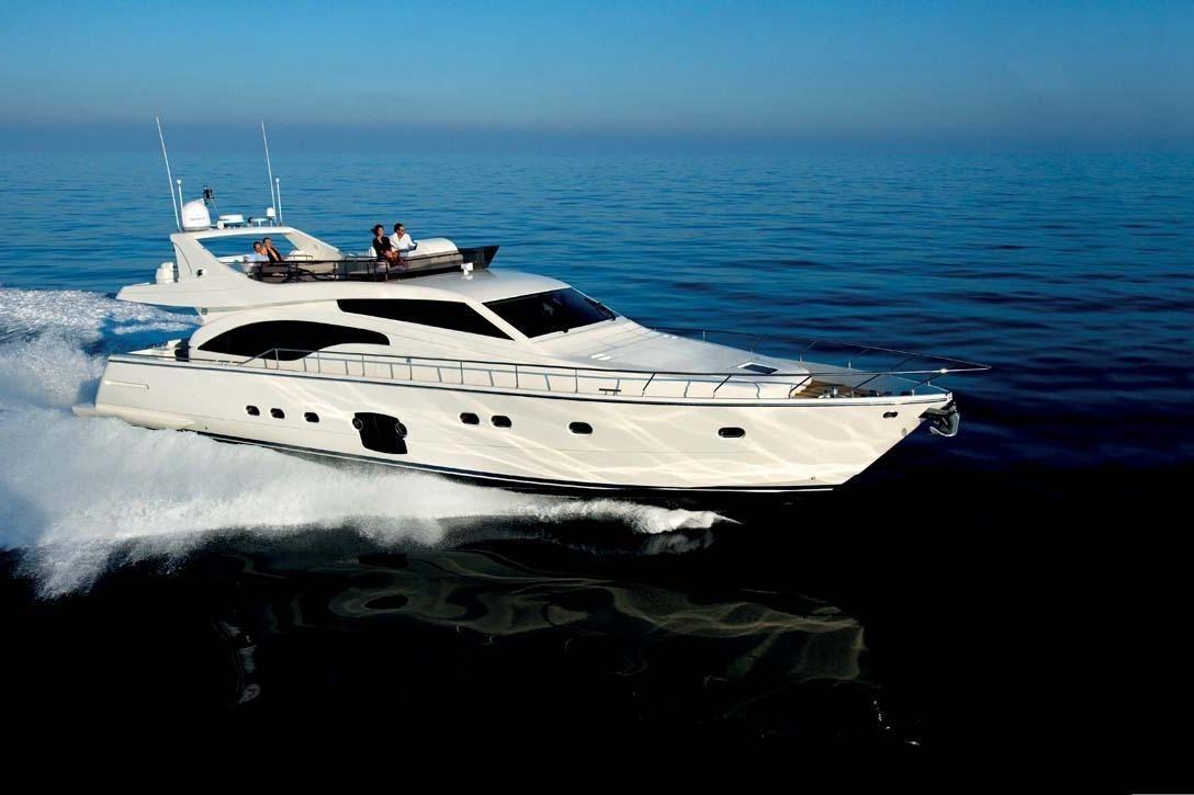 Ferretti 681