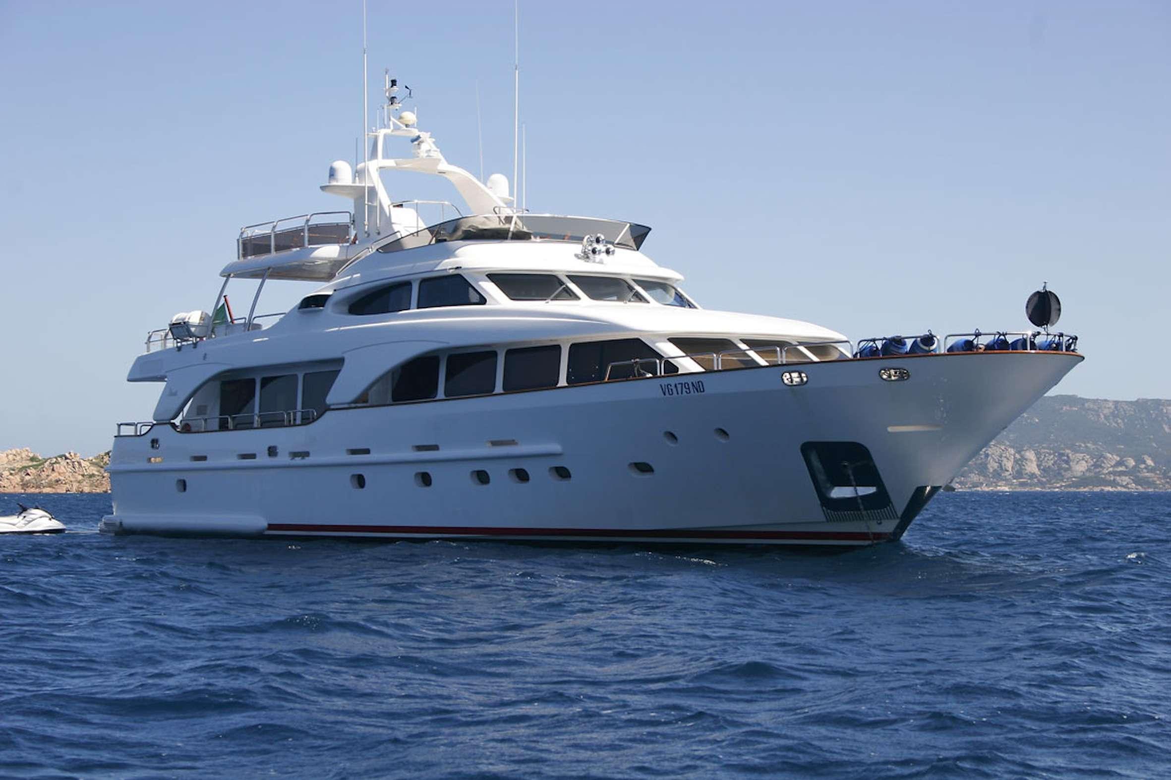Benetti Tradition 100