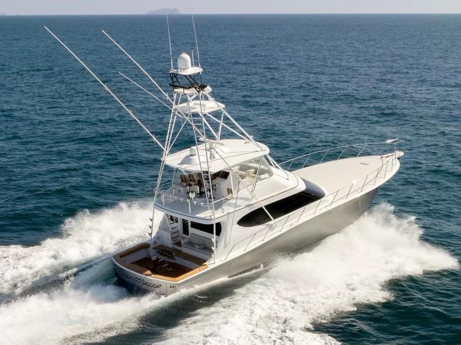 Hatteras GT70