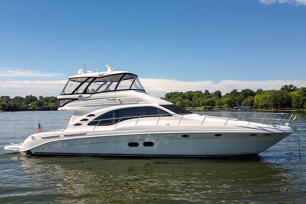 Sea Ray 580 Sedan Bridge