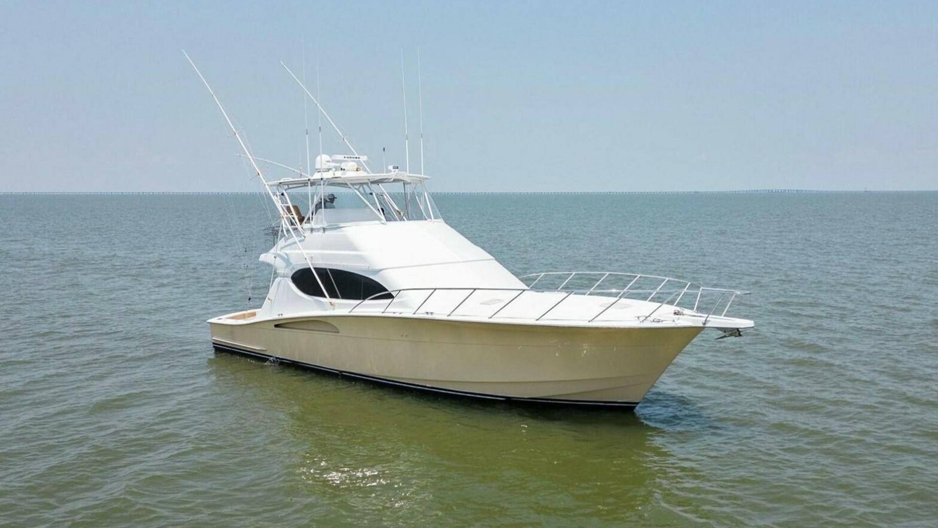 Hatteras 54 Convertible