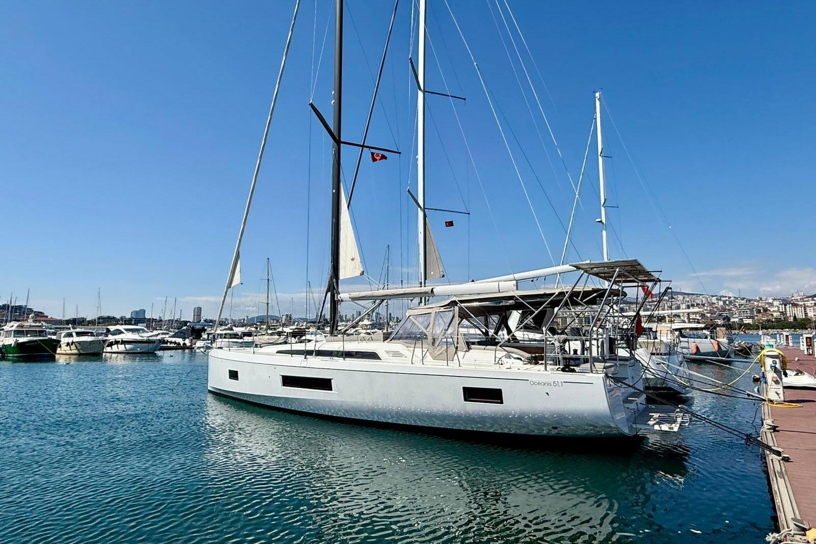 Beneteau Oceanis 51.1