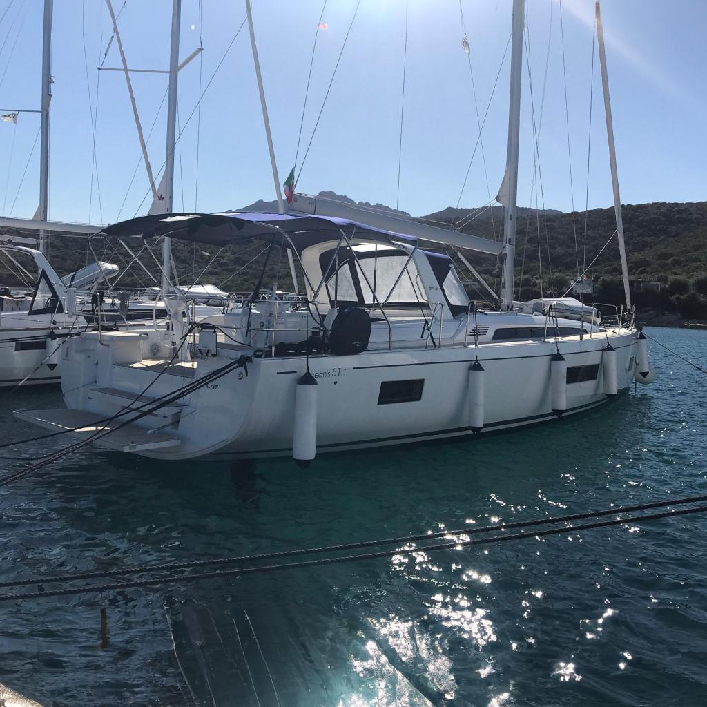 Beneteau Oceanis 51.1 for sale
