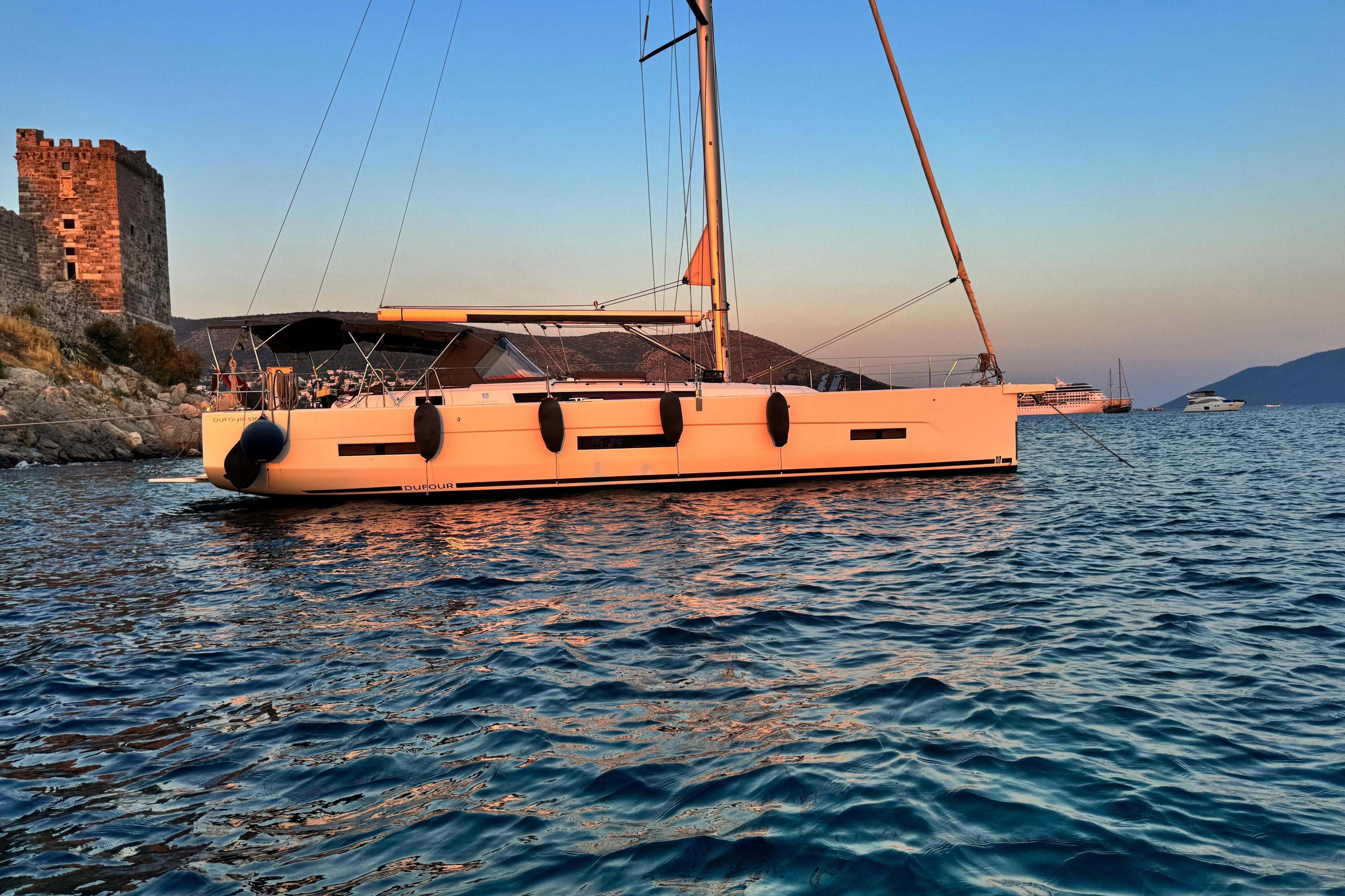 Dufour 530