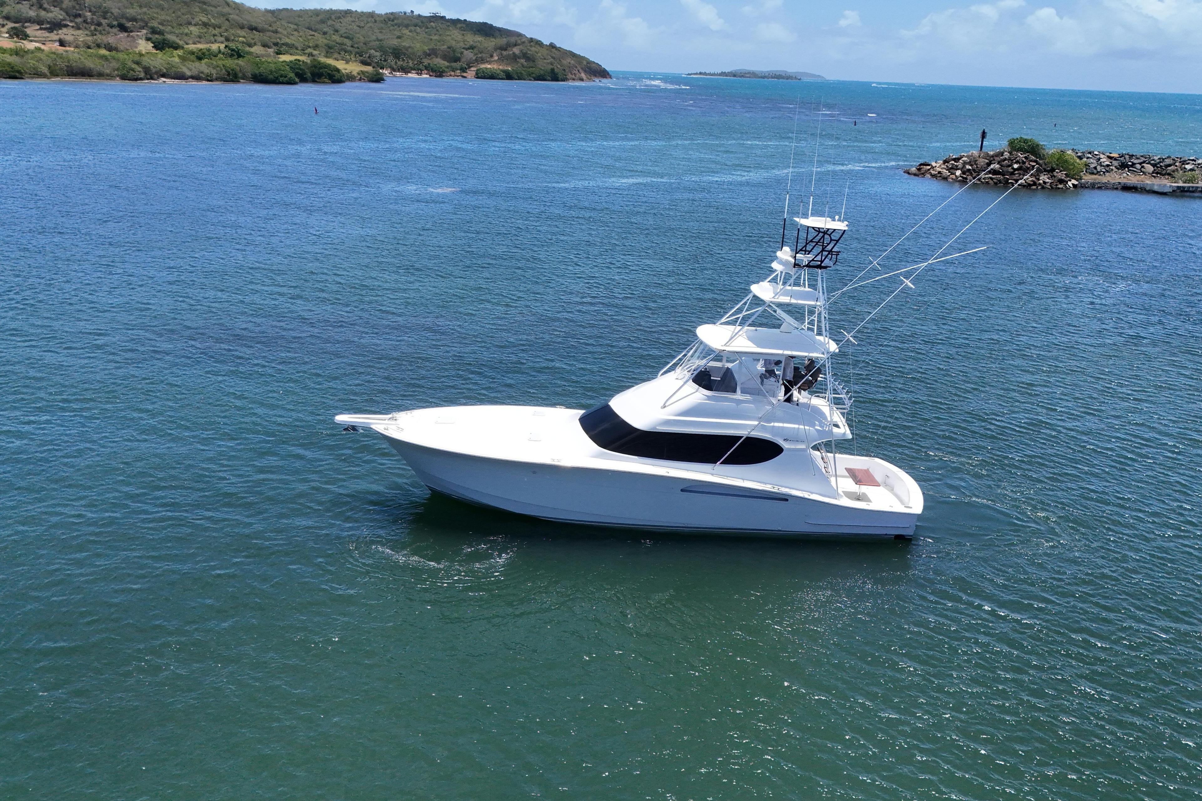 Hatteras 54 Convertible for sale