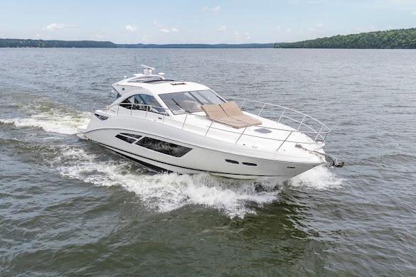 Sea Ray 510 Sundancer