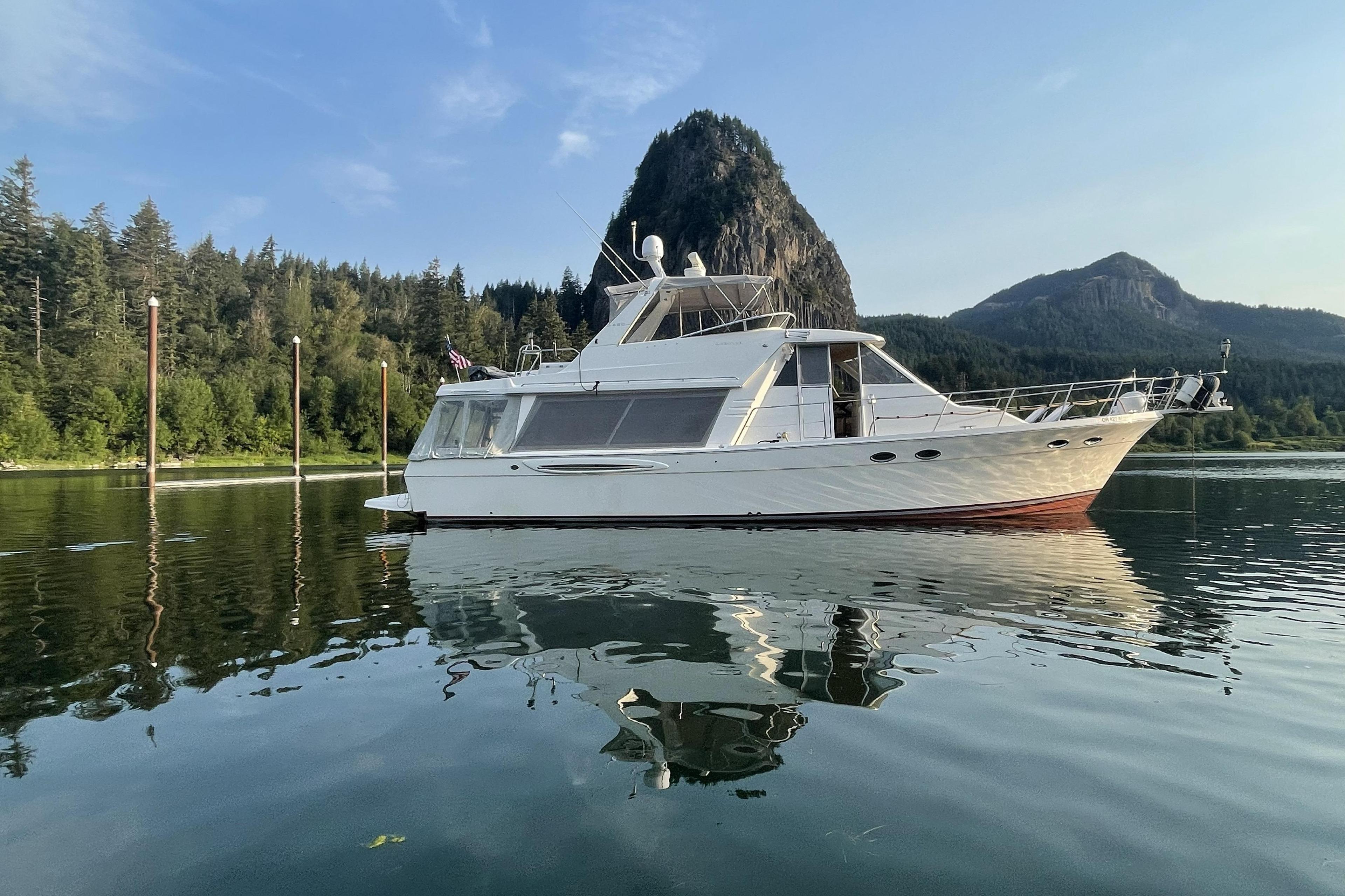 Meridian 490 Pilothouse for sale