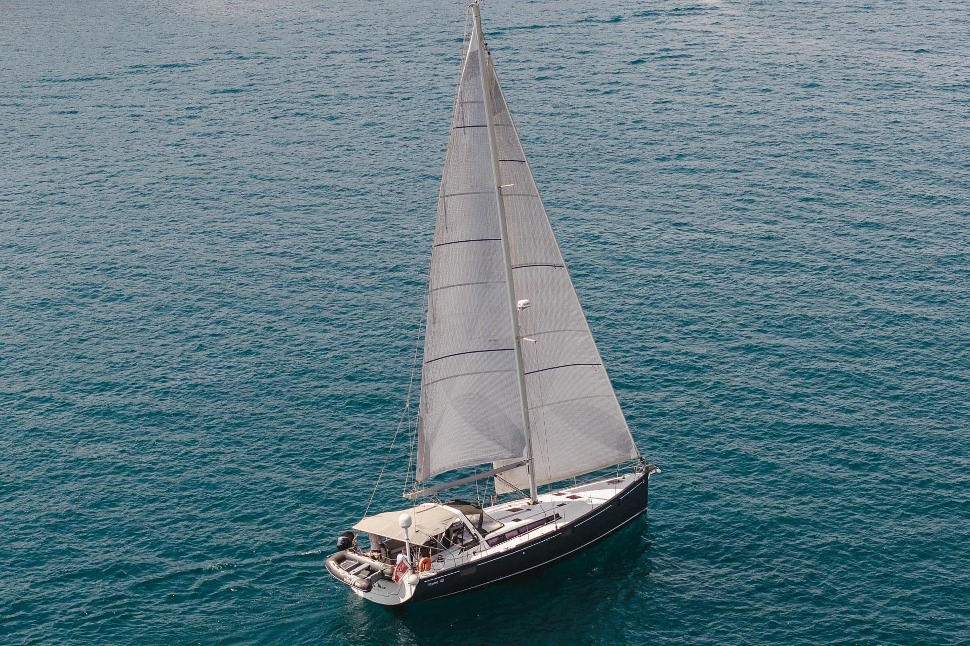 Beneteau Oceanis 48