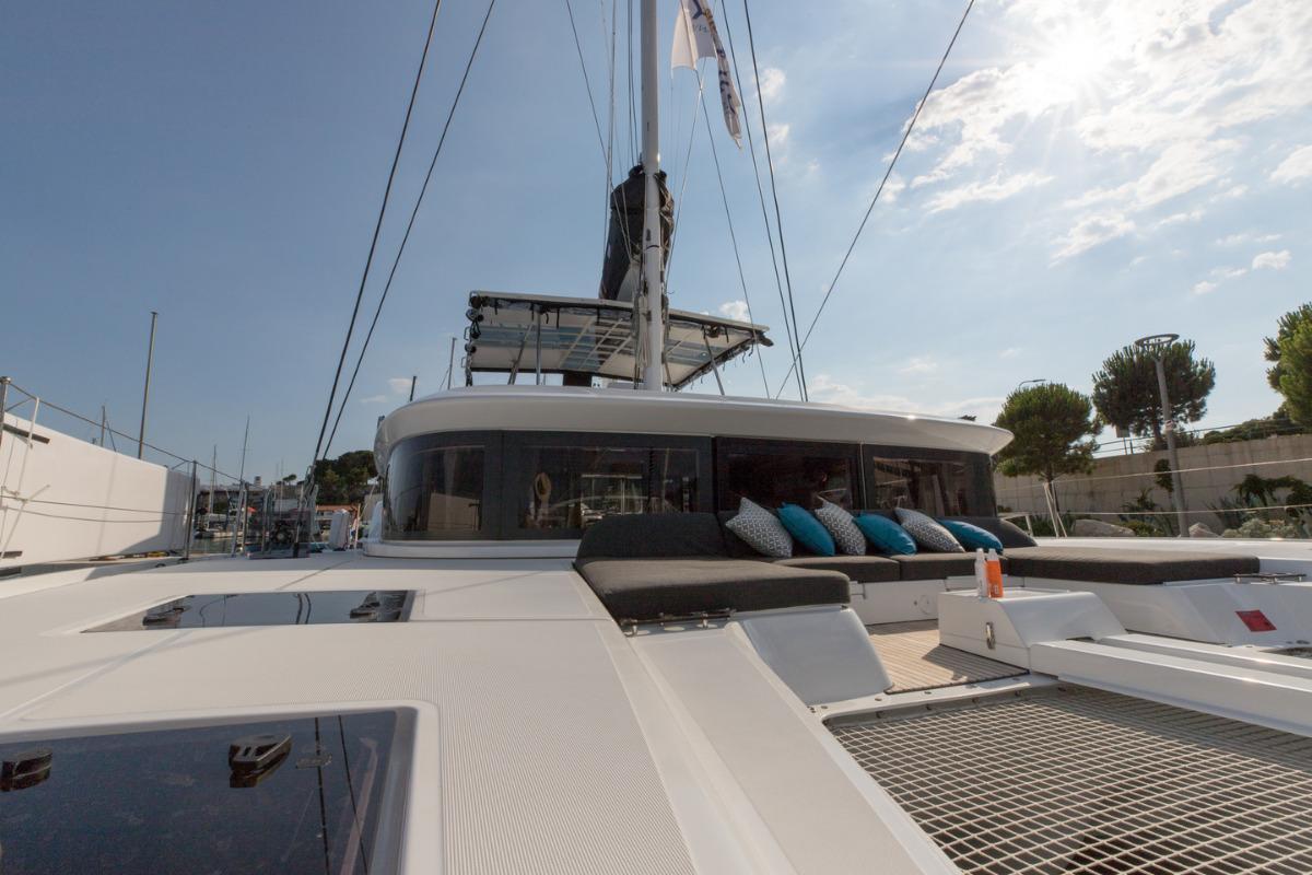 Lagoon 50